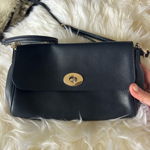 Coach Navy Leather Turnlock Closure Chain Strap Convertible Crossbody Wallet - Picture 1 of 15